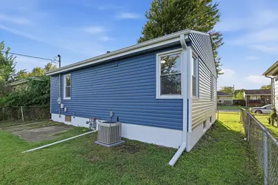 7603 Oakdale Avenue, Hammond, IN 46324 - Photo 2