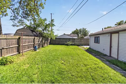 2732 Duluth Street, Highland, IN 46322 - Photo 16