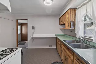 2732 Duluth St, Highland, IN 46322 - Photo 24