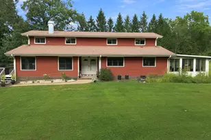 3125 Austria Ct, Valparaiso, IN 46383 - Photo 2