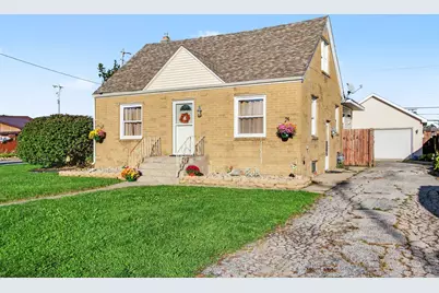 419 N Wisconsin Street, Hobart, IN 46342 - Photo 2