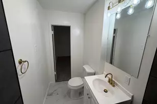7561 Golfway Ct, Hammond, IN 46324 - Photo 12
