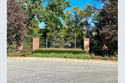 7145 Fawn Valley Drive, Schererville, IN 46375 - Photo 4