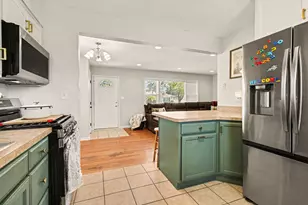8042 Tapper Ave, Munster, IN 46321 - Photo 6