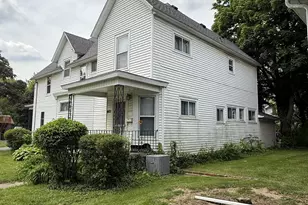 401 Morgan Blvd, Valparaiso, IN 46383 - Photo 2