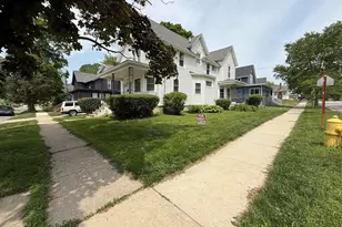 401 Morgan Blvd, Valparaiso, IN 46383 - Photo 1