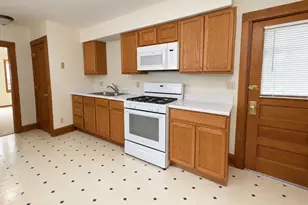 401 Morgan Blvd, Valparaiso, IN 46383 - Photo 10