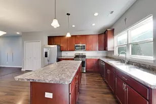 1065 E 116th Pl, Crown Point, IN 46307 - Photo 8