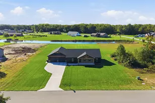1611 Ole Buck Rd, Wheatfield, IN 46392 - Photo 2