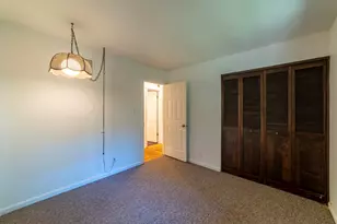 2702 N Goldring Rd, La Porte, IN 46350 - Photo 8
