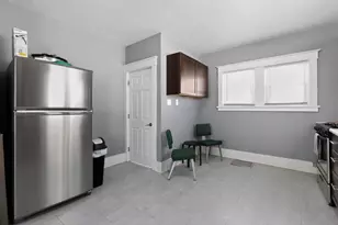 410 N Carroll Ave, Michigan City, IN 46360 - Photo 12