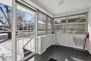410 N Carroll Ave, Michigan City, IN 46360 - Photo 2
