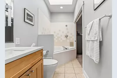 7225 Locust Avenue, Gary, IN 46403 - Photo 32