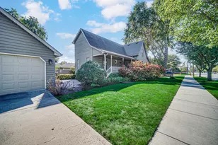 1447 N Woodlawn Ave, Griffith, IN 46319 - Photo 4