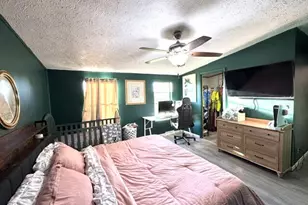 1120 N Falvey St, Winamac, IN 46996 - Photo 10