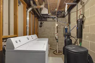 412 W 250 S, La Porte, IN 46350 - Photo 38