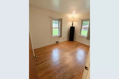 1035 N 200 W, Valparaiso, IN 46385 - Photo 10