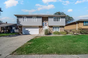 1935 Martha St, Munster, IN 46321 - Photo 2