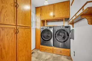 9343 Buchanan St, Crown Point, IN 46307 - Photo 10