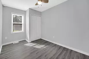 1446 173rd St, Hammond, IN 46324 - Photo 16