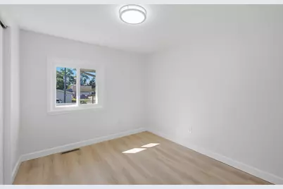 2489 Spencer Street, Lake Station, IN 46405 - Photo 12
