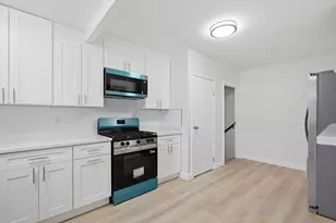 2489 Spencer St, Lake Station, IN 46405 - Photo 8