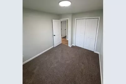 394 Sandalwood Drive, Valparaiso, IN 46385 - Photo 4