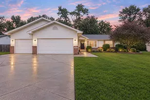 2340 Cedar Creek Cir, Portage, IN 46368 - Photo 2