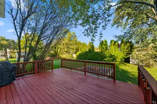 1671 Ruby Ct, Hobart, IN 46342 - Photo 36