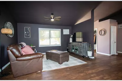 261 Honey Locust Court, Valparaiso, IN 46385 - Photo 10