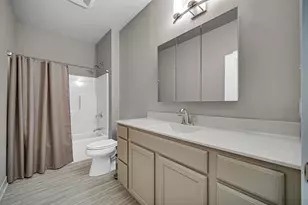9610 N Centennial Dr, Munster, IN 46321 - Photo 16