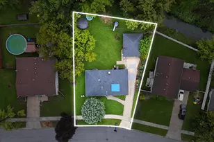 311 W 40th Ln, Griffith, IN 46319 - Photo 18
