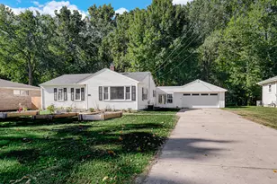 512 Johnson Rd, Michigan City, IN 46360 - Photo 2