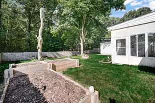 512 Johnson Rd, Michigan City, IN 46360 - Photo 26