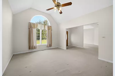966 N 50 W, Chesterton, IN 46304 - Photo 8