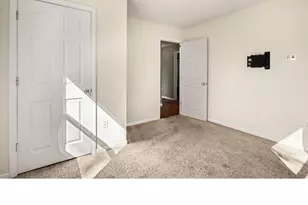 353 Maple St, Crown Point, IN 46307 - Photo 16