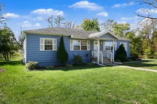 353 Maple St, Crown Point, IN 46307 - Photo 4