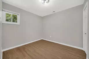 1024 Durbin St, Gary, IN 46406 - Photo 14