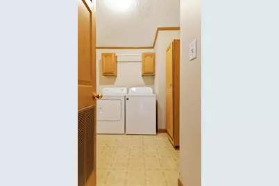 62 E Division Road, Valparaiso, IN 46383 - Photo 14