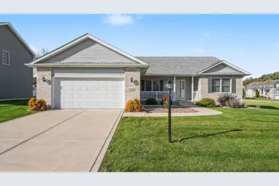 285 Apple Grove Lane, Valparaiso, IN 46385 - Photo 2