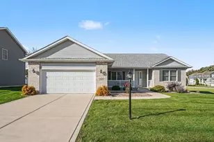 285 Apple Grove Ln, Valparaiso, IN 46385 - Photo 2