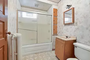 3812 Hemlock St, East Chicago, IN 46312 - Photo 8