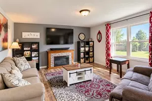 274 Apple Grove Ln, Valparaiso, IN 46385 - Photo 10