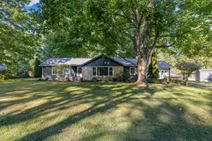 1042 S Marquette St, La Porte, IN 46350 - Photo 1