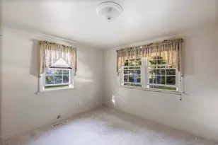 1042 S Marquette St, La Porte, IN 46350 - Photo 20