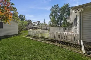 3309 Fairview Ave, Lake Station, IN 46405 - Photo 4