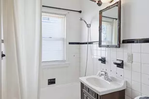 3113 E Pkwy N, Hammond, IN 46323 - Photo 10