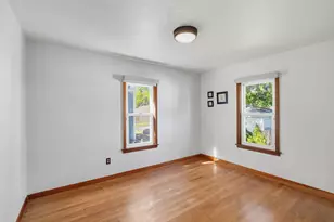 3113 E Pkwy N, Hammond, IN 46323 - Photo 8