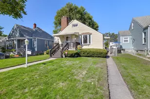 3113 E Pkwy N, Hammond, IN 46323 - Photo 2