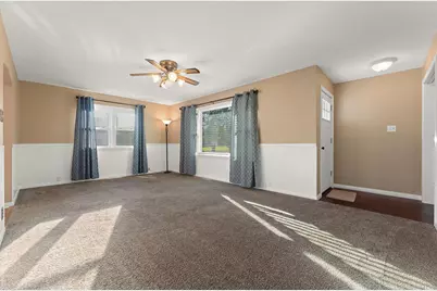 402 W Daumer Road, Kouts, IN 46347 - Photo 4